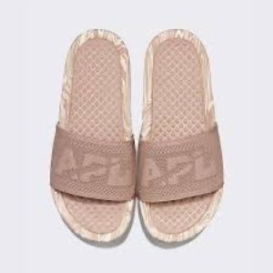 Women's Big Logo TechLoom Slide Almond / Pristine / Marble